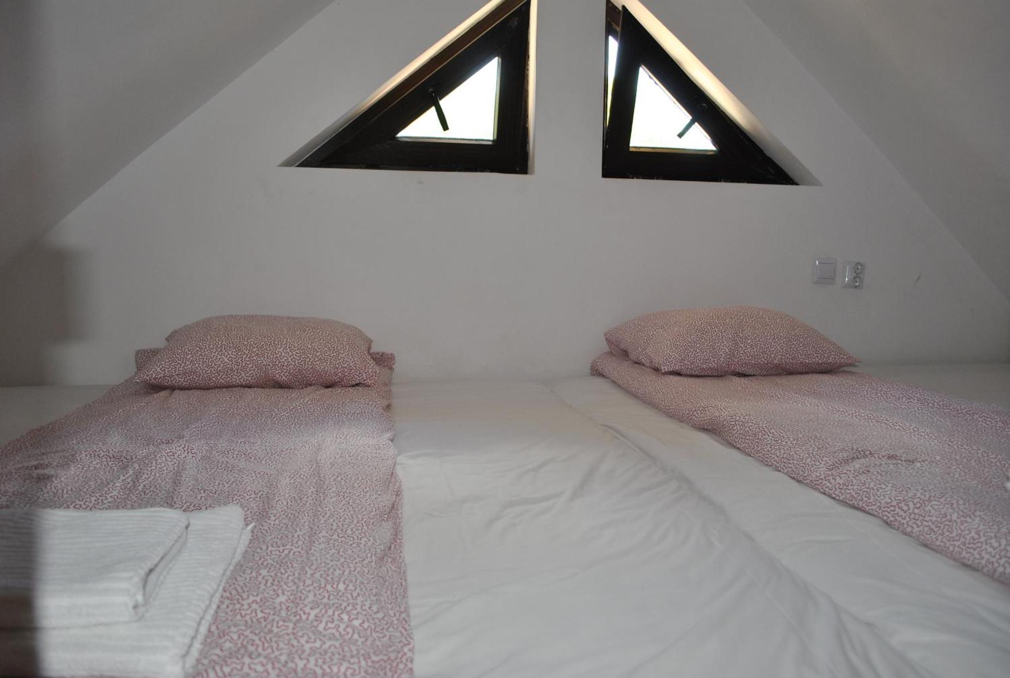 Conacul Bunicilor Hotell Novaci Rom bilde